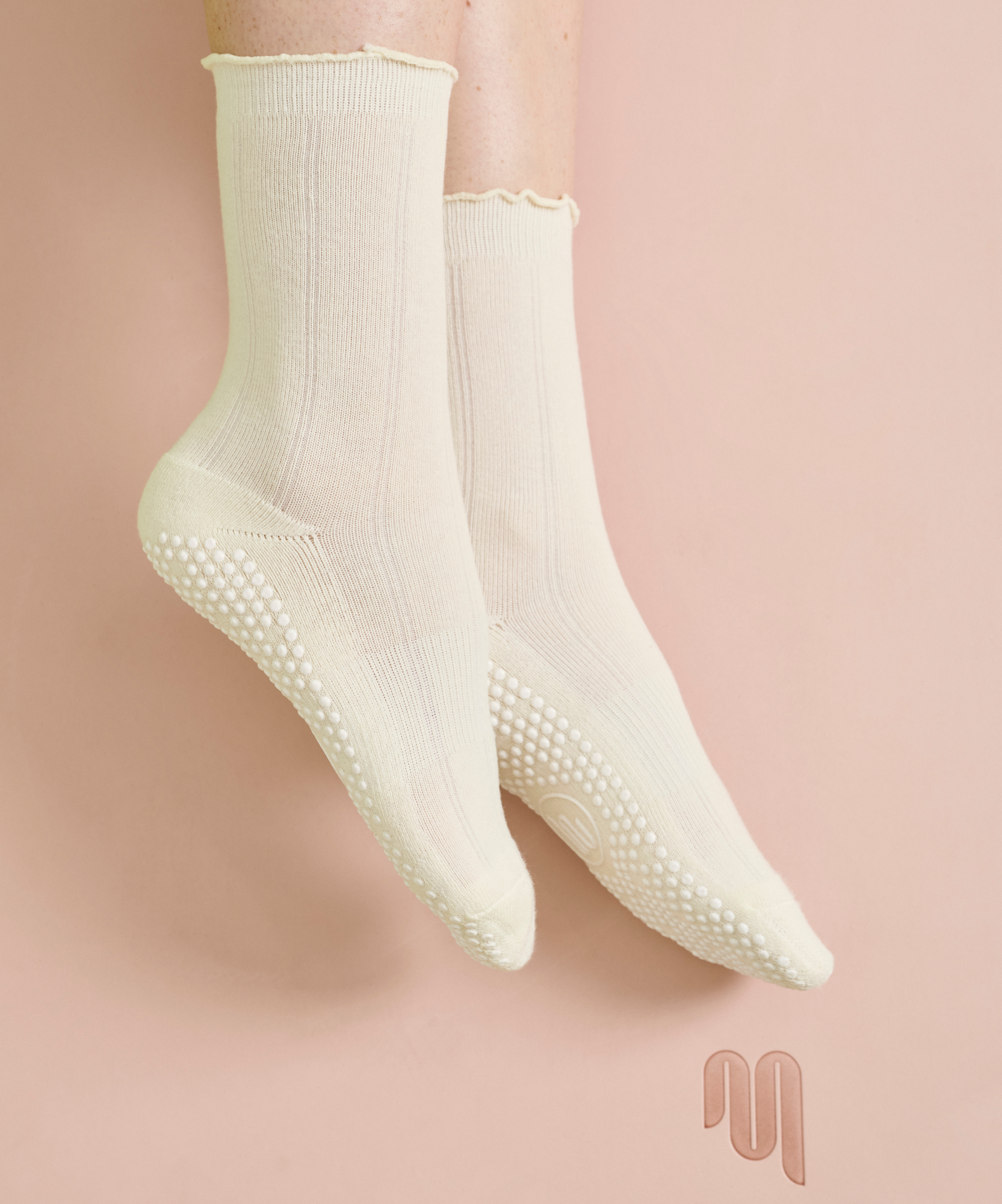 Crew Non Slip Grip Socks - Buttercream Frill