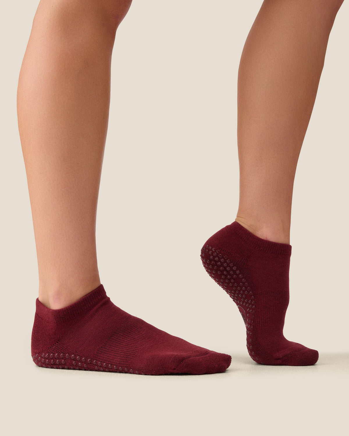 Low Rise Grip Socks - Cabernet