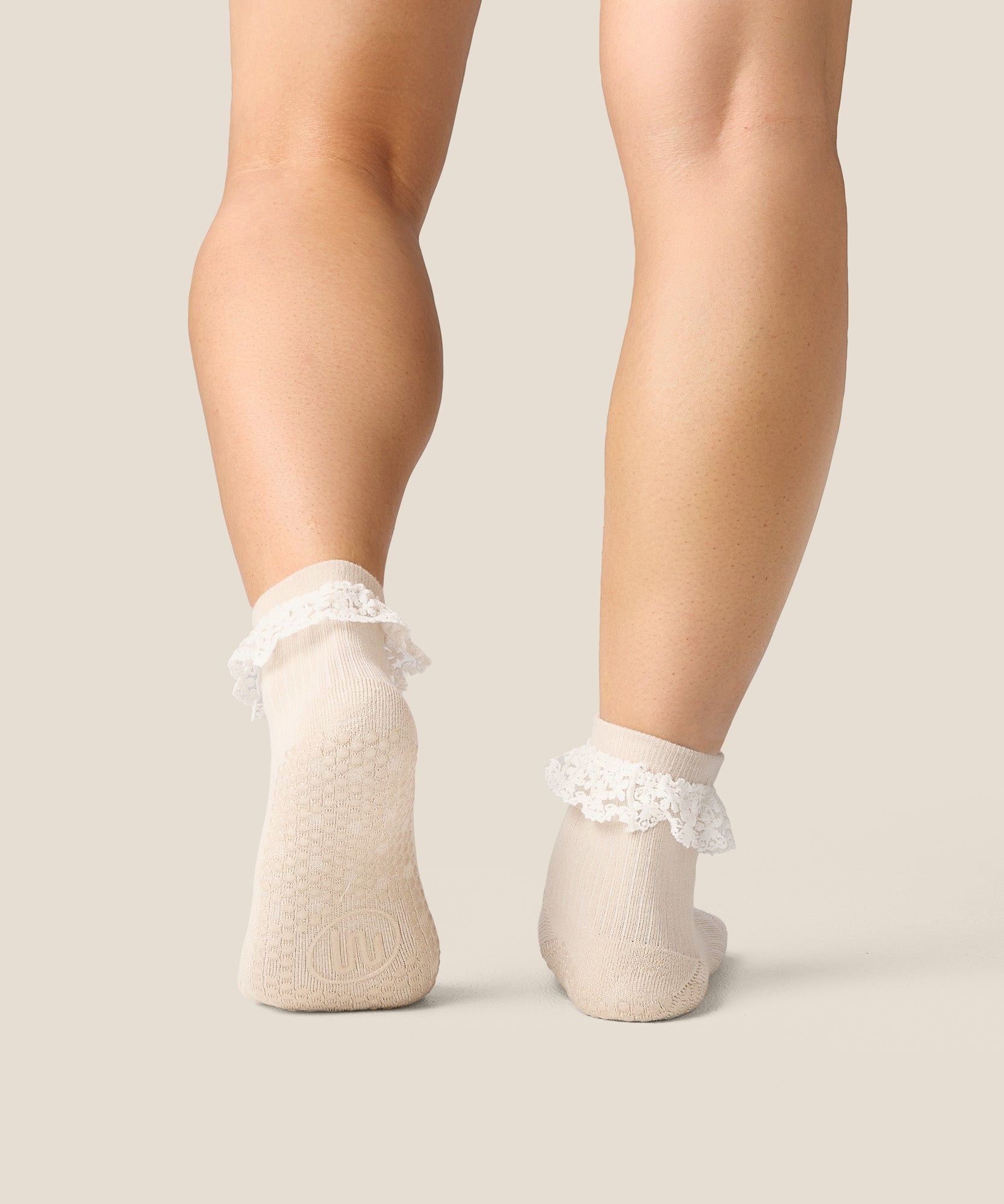 Quarter Crew Grip Socks - Lovers Lace