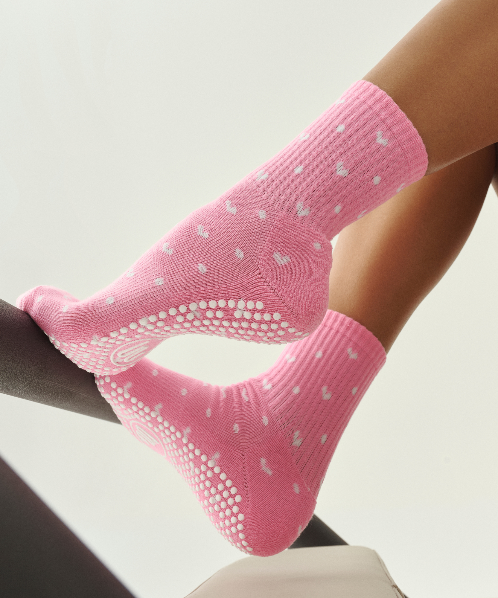 Crew Non Slip Grip Socks - Speckled Candy