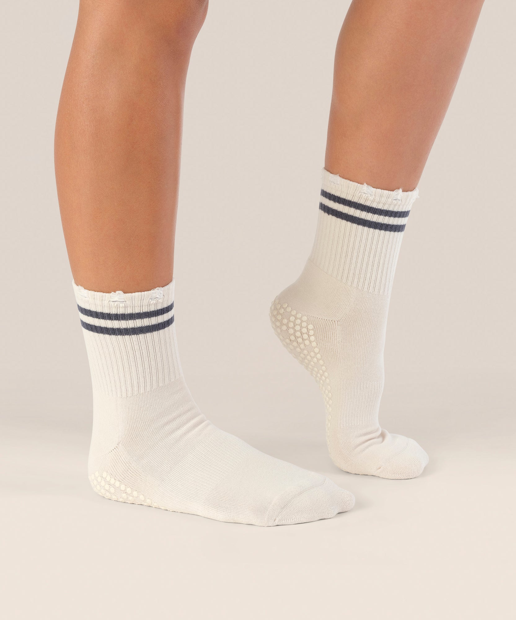 Crew Non Slip Grip Socks - Edgy Oat