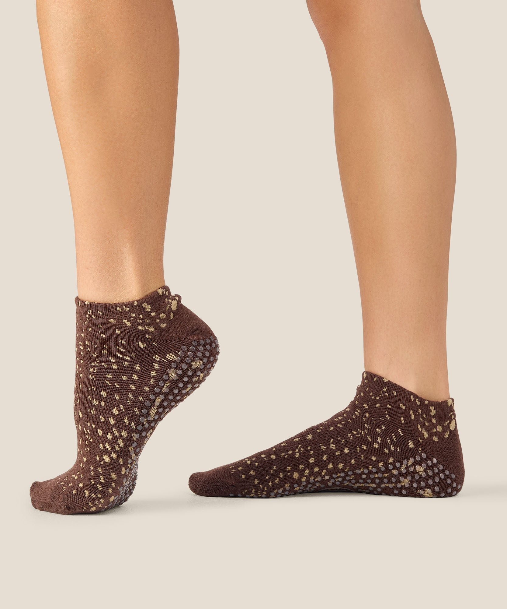 Low Rise Grip Socks - Fawn Espresso