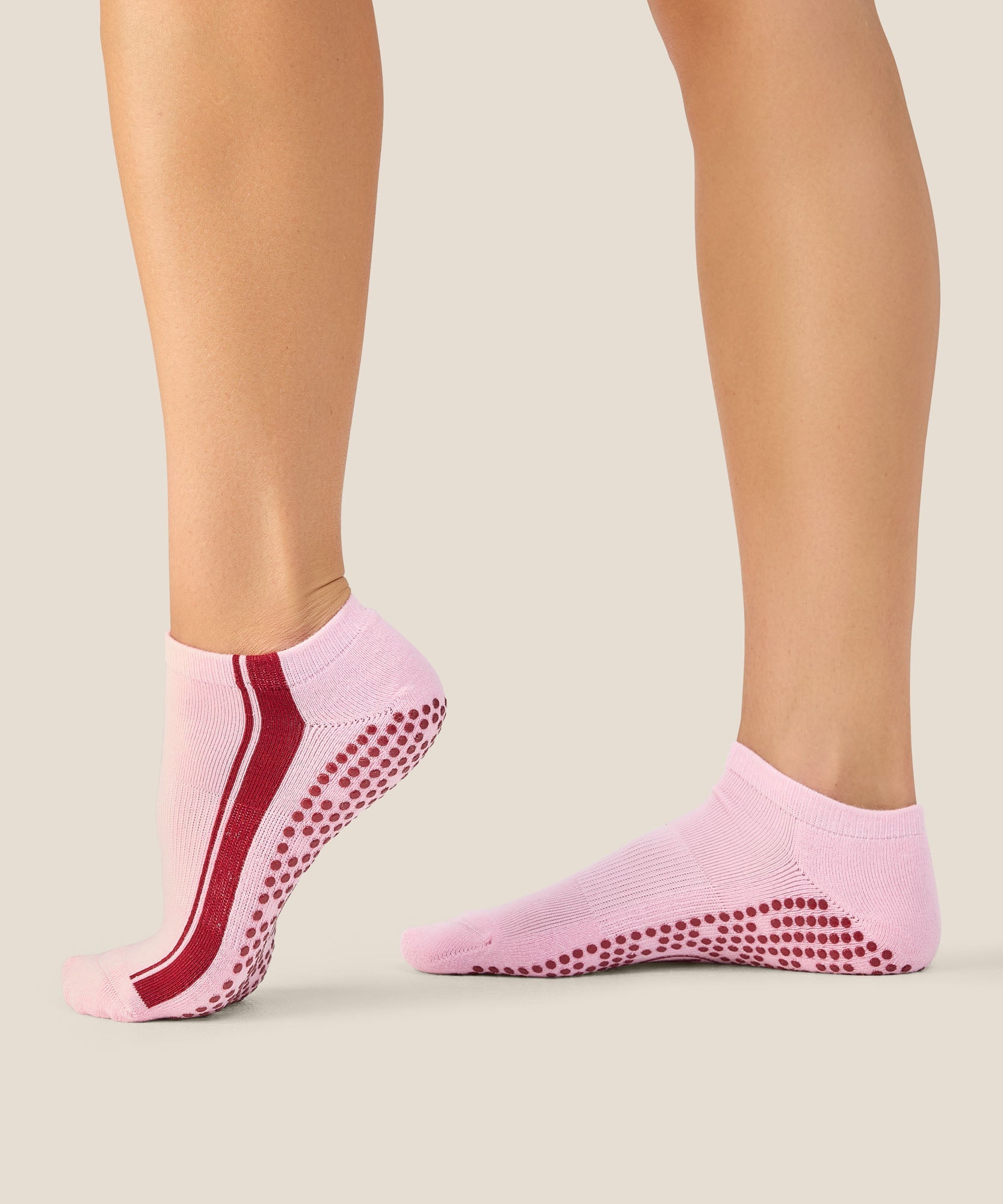 Low Rise Grip Socks - Racer Pink