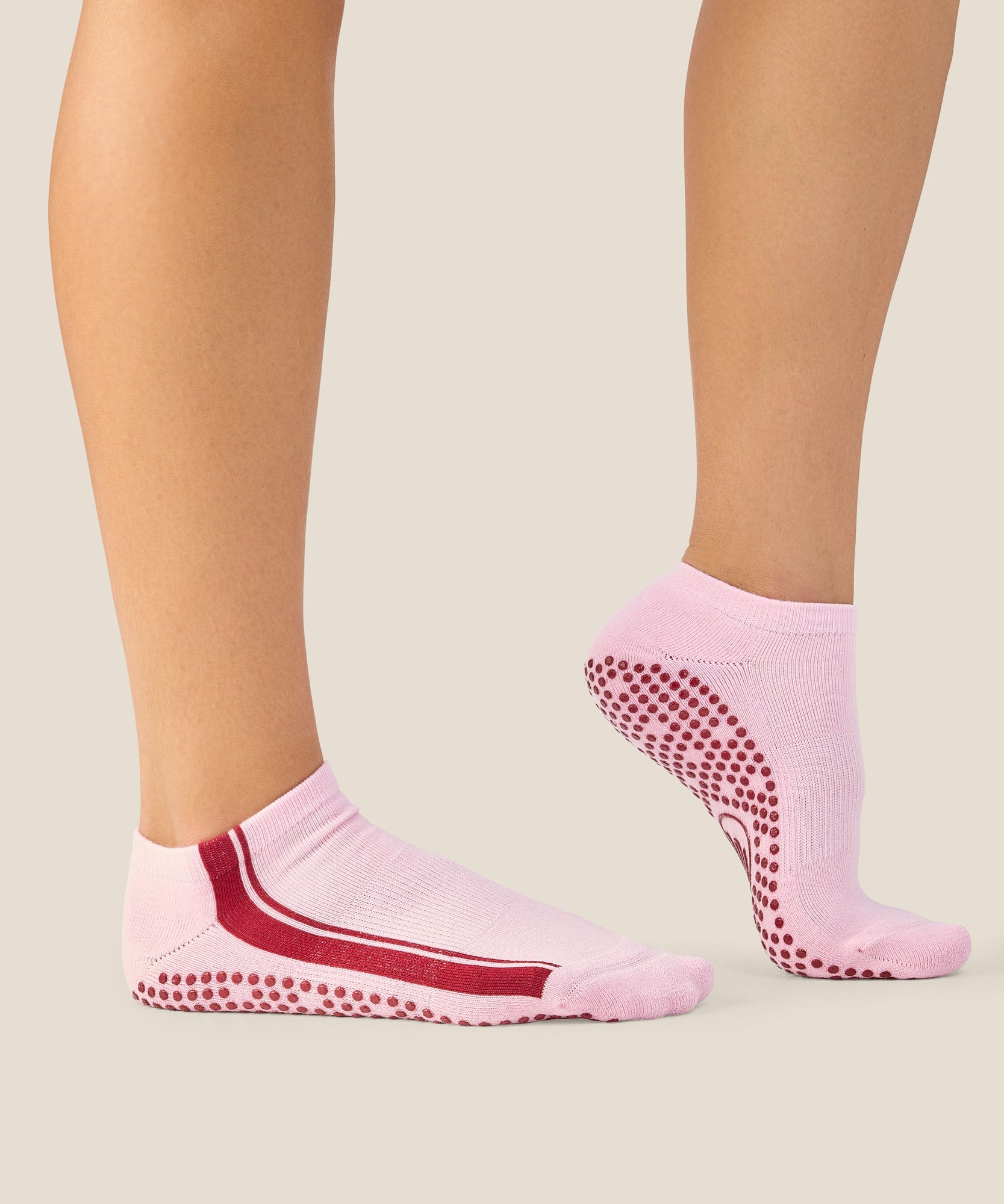 Low Rise Grip Socks - Racer Pink