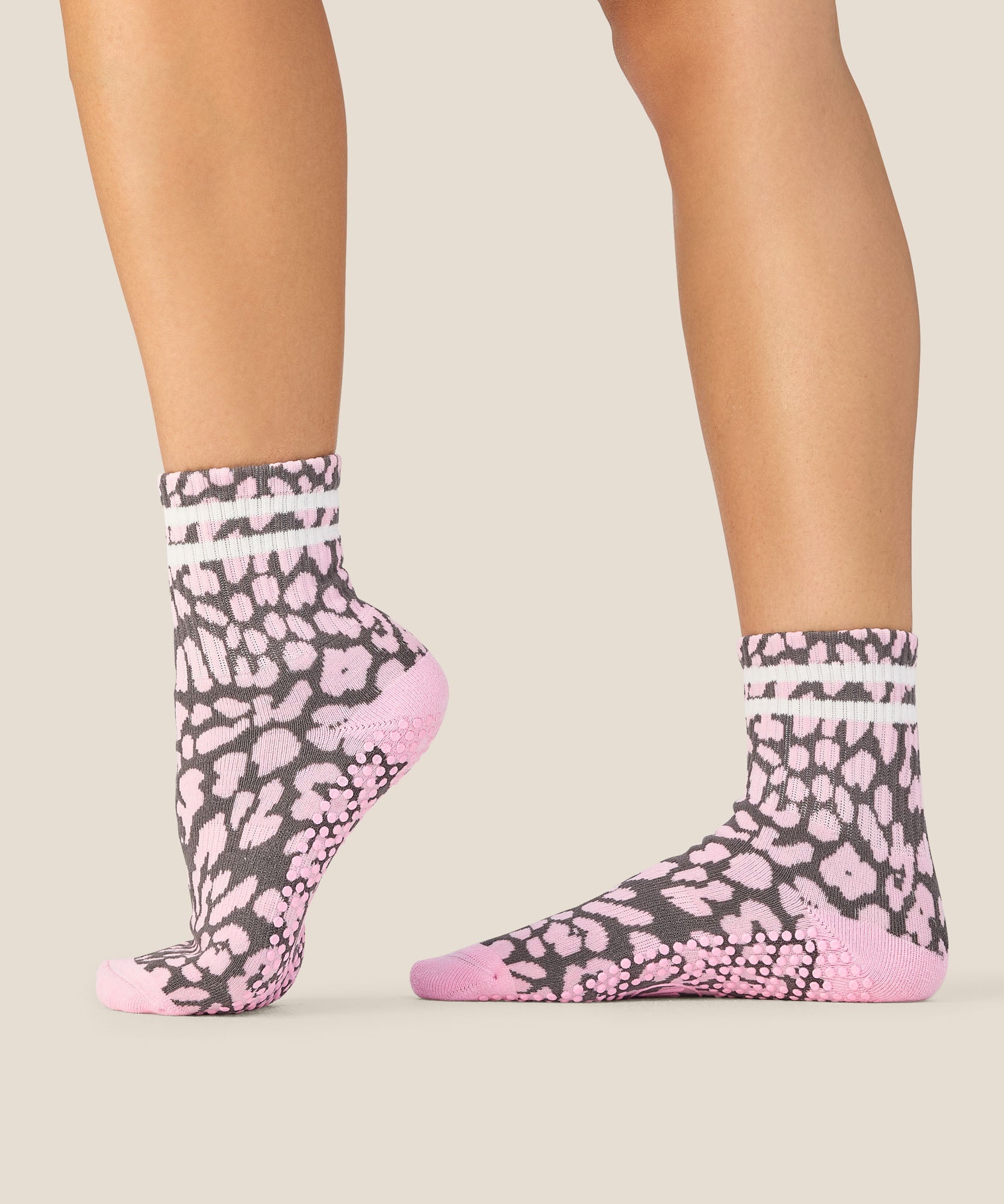 Crew Grip Socks - Cheetah Stripe Pink
