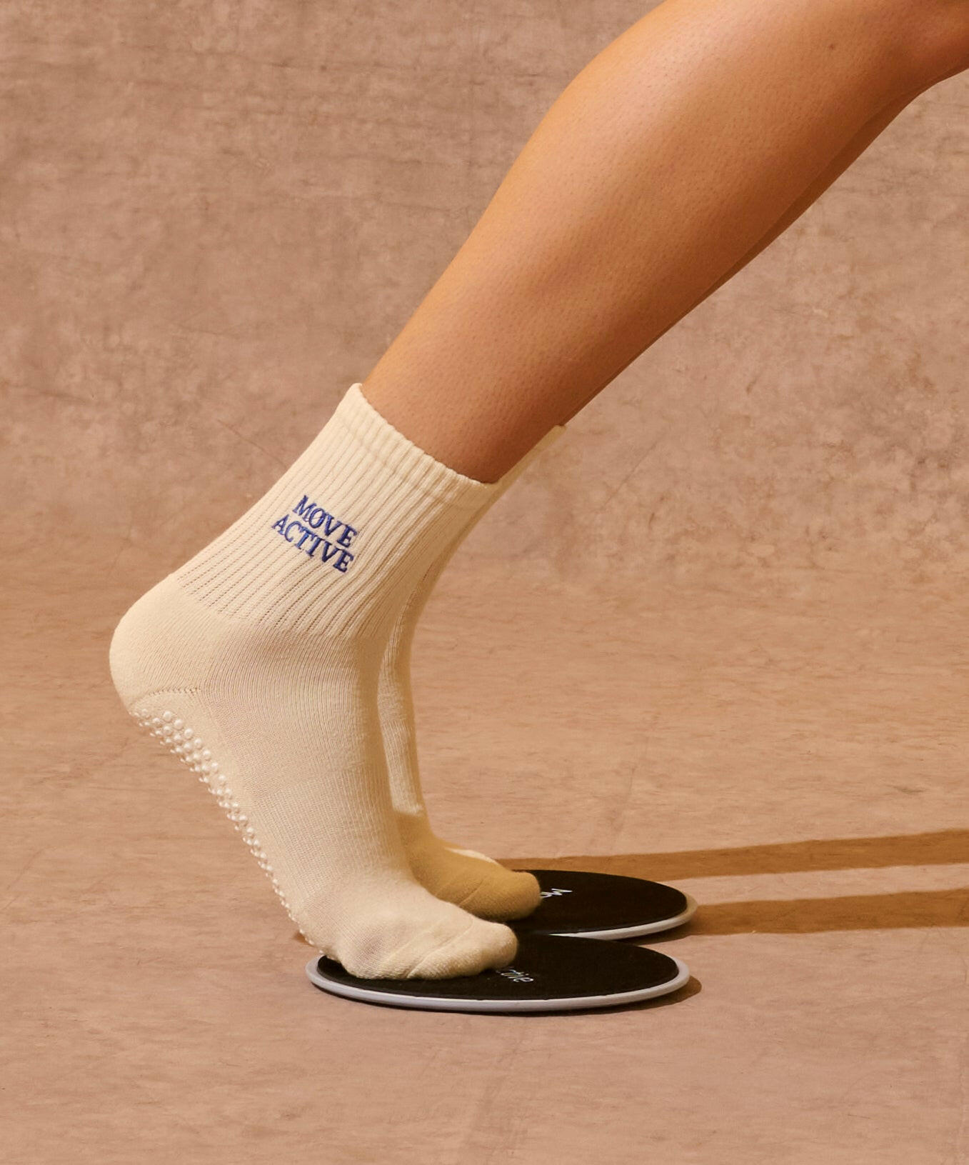 Crew Non Slip Grip Socks - Signature Vanilla.