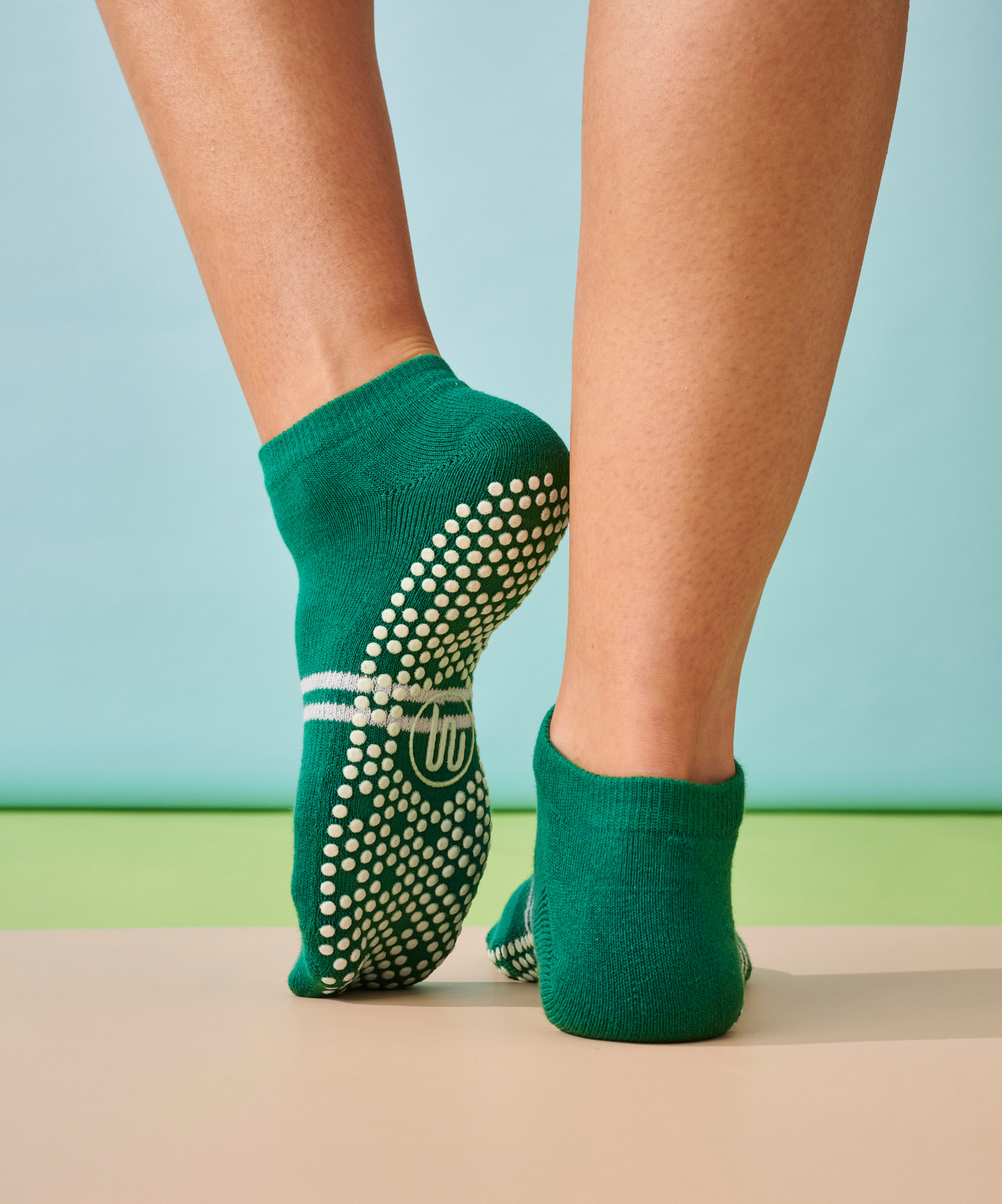 Classic Low Rise Grip Socks - Emerald Stripe