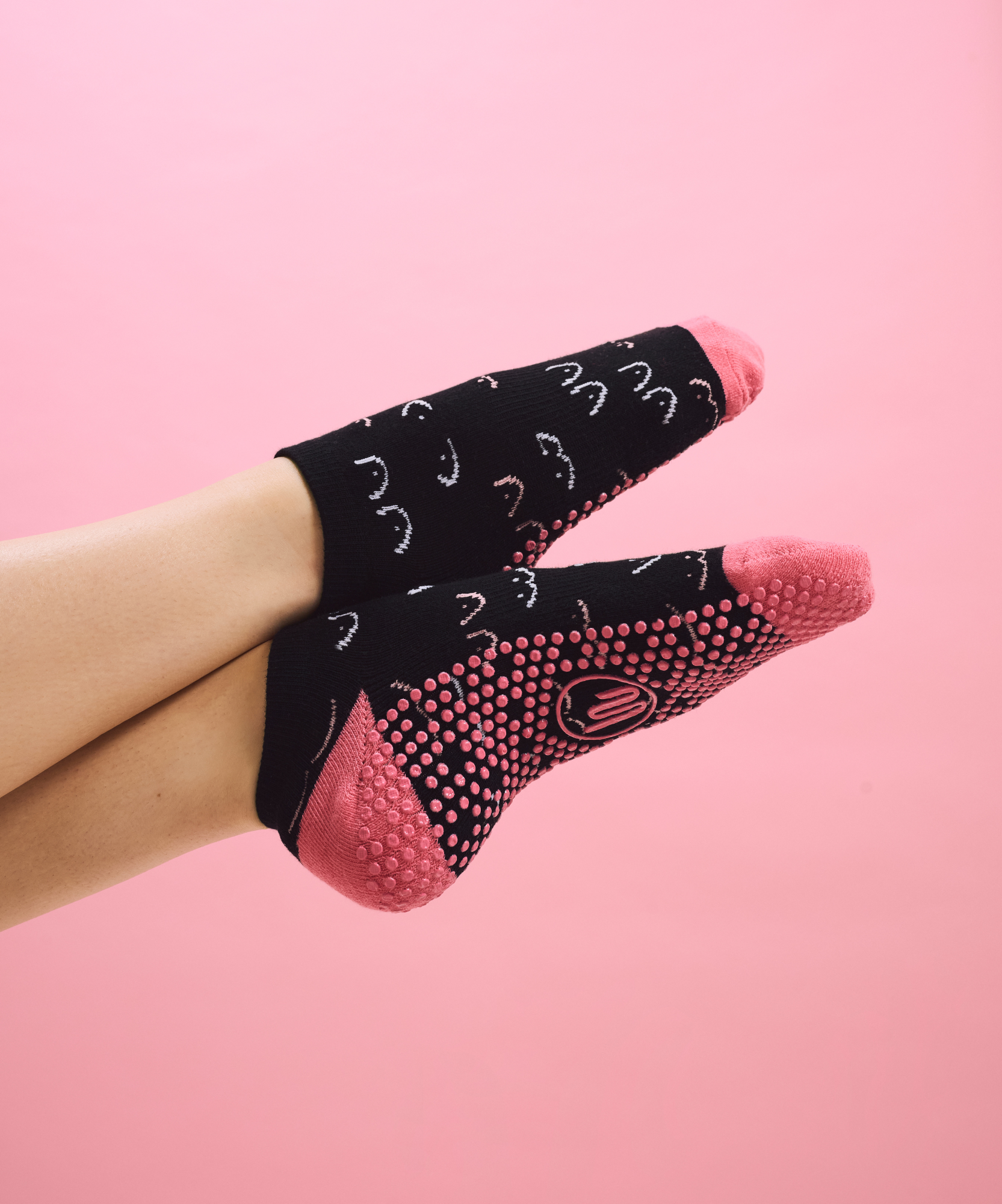 Classic Low Rise Grip Socks - Body Love